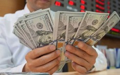Giá USD hôm nay 24/5: Bắt đầu hạ nhiệt