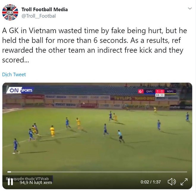 Fan quốc tế châm chọc với pha câu giờ tai hại của thủ môn V.League - Ảnh 1. Fan quốc tế châm chọc với pha câu giờ tai hại của thủ môn V.League - Ảnh 1.