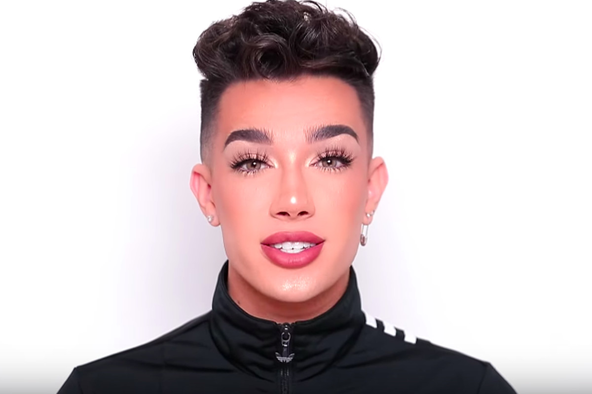 Tình chị em chắc có bền lâu: Scandal bóc phốt lẫn nhau giữa anh chàng đồng tính James Charles và các beauty blogger đình đám - Ảnh 10. Tình chị em chắc có bền lâu: Scandal bóc phốt lẫn nhau giữa anh chàng đồng tính James Charles và các beauty blogger đình đám - Ảnh 10.