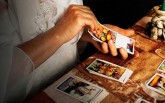 Tử vi hôm nay (21/5) qua lá bài Tarot: Lựa chọn nào cũng tốt