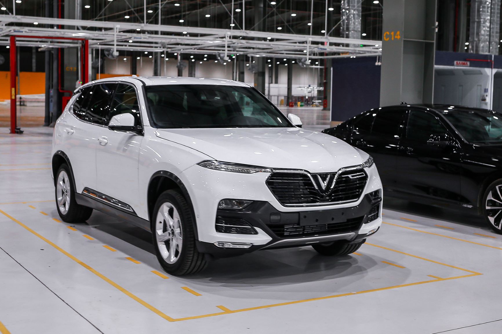 VinFast đưa 58 xe Lux và Fadil chạy thử tại Việt Nam từ hôm nay, 20/5/2019 - Ảnh 1. VinFast đưa 58 xe Lux và Fadil chạy thử tại Việt Nam từ hôm nay, 20/5/2019 - Ảnh 1.