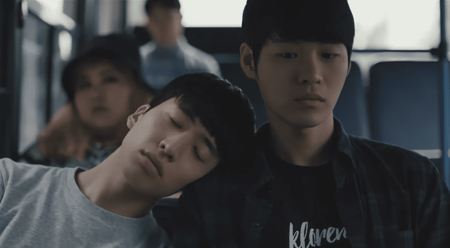 Điểm mặt những MV Kpop có chủ đề LGBT có thể bạn chưa biết (P.1) - Ảnh 9. Điểm mặt những MV Kpop có chủ đề LGBT có thể bạn chưa biết (P.1) - Ảnh 9.