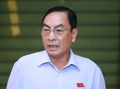 'Đòi xử lí cá nhân đưa tin xuyên tạc về tăng giá điện là phản cảm'