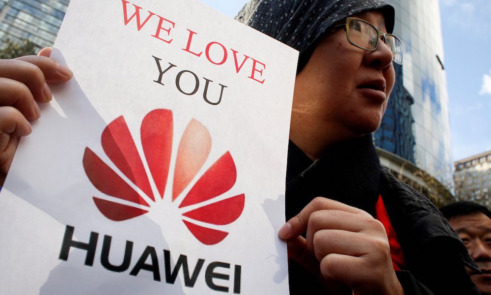 Ủng hộ Huawei, làn sóng tẩy chay Apple đang ngày một dâng cao ở Trung Quốc - Ảnh 1. Ủng hộ Huawei, làn sóng tẩy chay Apple đang ngày một dâng cao ở Trung Quốc - Ảnh 1.