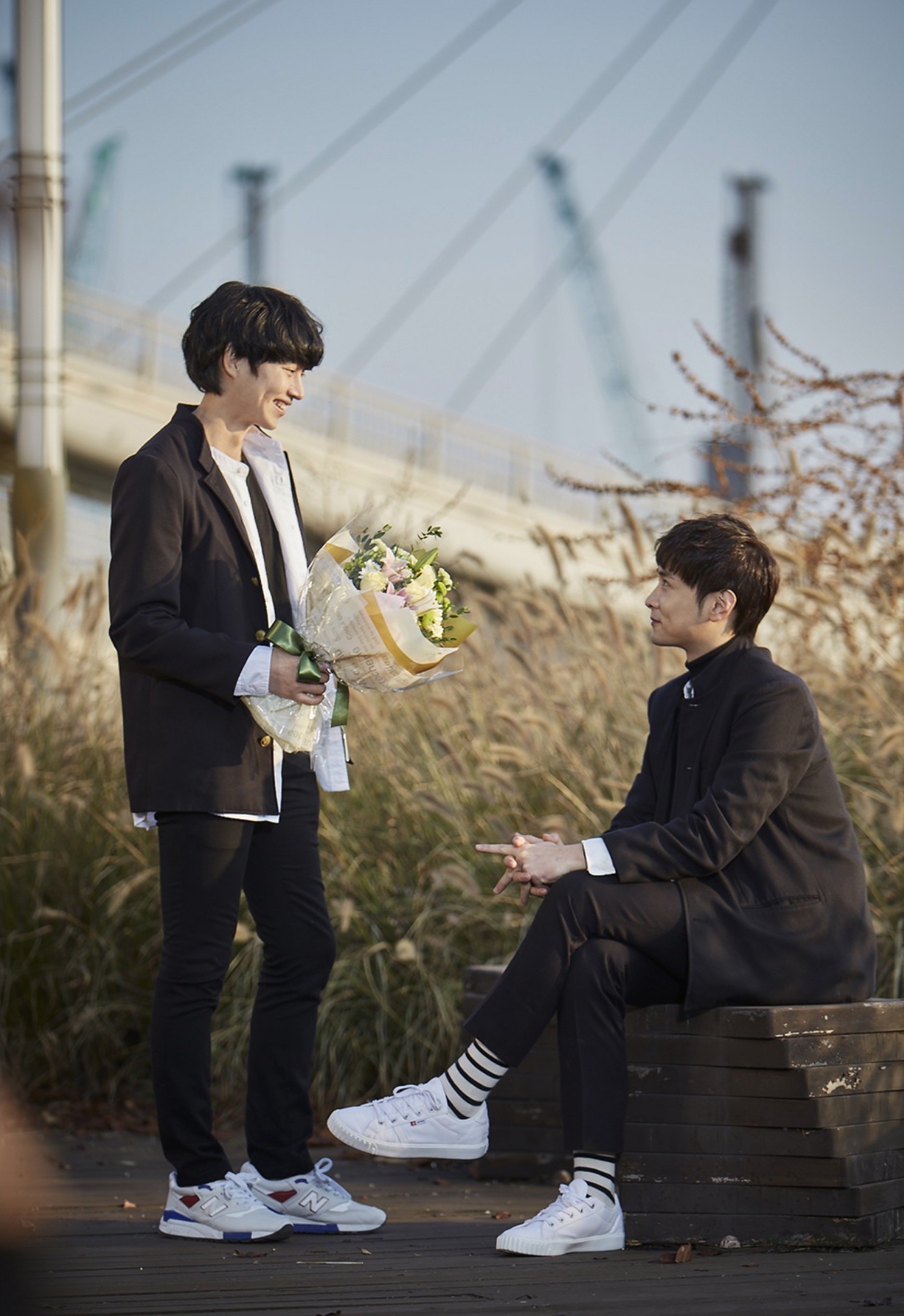 Điểm mặt những MV Kpop có chủ đề LGBT có thể bạn chưa biết (P.1) - Ảnh 24. Điểm mặt những MV Kpop có chủ đề LGBT có thể bạn chưa biết (P.1) - Ảnh 24.