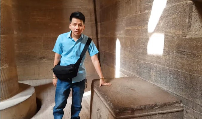 Khoa Pug bị hướng dẫn viên Ai Cập chửi và có ý định xù hơn 30 triệu tiền phòng - Ảnh 2.
