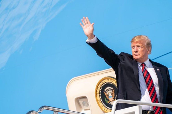 Tổng thống Trump nói nhập khẩu ôtô đe dọa an ninh quốc gia Mỹ - Ảnh 1. Tổng thống Trump nói nhập khẩu ôtô đe dọa an ninh quốc gia Mỹ - Ảnh 1.