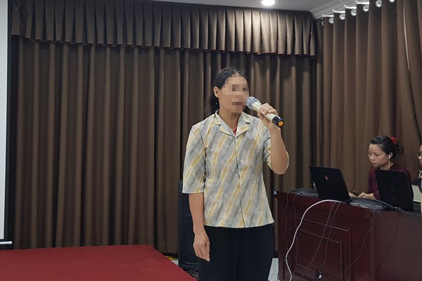 Người phụ nữ Hà Nam phải ngủ với lợn nhiều năm vì chồng nghiện rượu - Ảnh 1. Người phụ nữ Hà Nam phải ngủ với lợn nhiều năm vì chồng nghiện rượu - Ảnh 1.