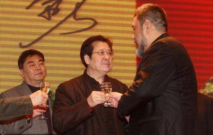 Căn hộ của Lưu Bị bốc cháy dữ dội - Ảnh 3. Căn hộ của Lưu Bị bốc cháy dữ dội - Ảnh 3.