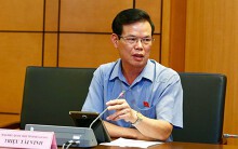 Ông Triệu Tài Vinh: Tôi vừa gọi điện yêu cầu kiểm điểm vụ gian lận thi cử