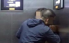 Triệu tập người nước ngoài bị tố sàm sỡ cô gái trong thang máy
