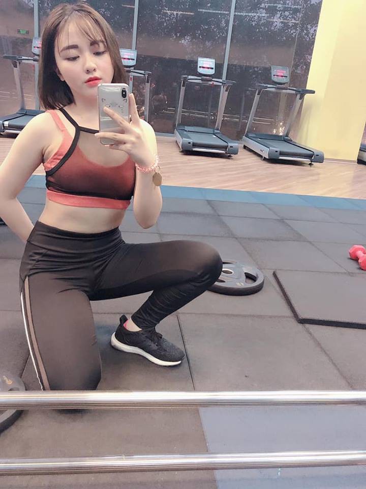 Nhan sắc đỉnh cao của hot girl Hà Phương - cháu gái Quang Cuốn - Ảnh 5. Nhan sắc đỉnh cao của hot girl Hà Phương - cháu gái Quang Cuốn - Ảnh 5.