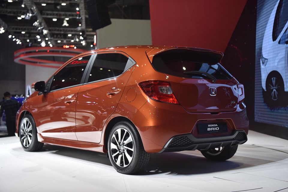Các ông hoàng Hyundai i10, Kia Morning chuẩn bị đón tân binh đáng gờm Honda Brio - Ảnh 4. Các ông hoàng Hyundai i10, Kia Morning chuẩn bị đón tân binh đáng gờm Honda Brio - Ảnh 4.