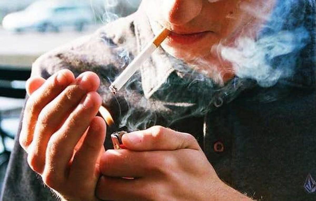 Vương Nguyên là ai? 19 tuổi phì phèo thuốc lá, Vương Nguyên liệu có biết khói thuốc có thể gây ung thư, vô sinh nam? - Ảnh 4. Vương Nguyên là ai? 19 tuổi phì phèo thuốc lá, Vương Nguyên liệu có biết khói thuốc có thể gây ung thư, vô sinh nam? - Ảnh 4.