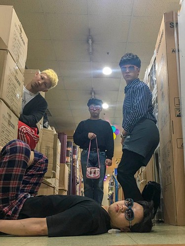 Bộ ảnh hội trai đẹp như tiên đồng hơn cả hội chị em ngọc nữ - Ảnh 9. Bộ ảnh hội trai đẹp như tiên đồng hơn cả hội chị em ngọc nữ - Ảnh 9.