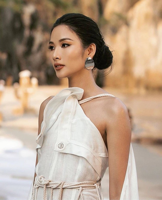 Sao Việt hôm nay (22/5): Tân Hoa hậu Sắc đẹp toàn cầu châu Á 2019 bị ném đá vì đăng ảnh bán nude, Hải Băng tiết lộ lí do triệt sản - Ảnh 5. Sao Việt hôm nay (22/5): Tân Hoa hậu Sắc đẹp toàn cầu châu Á 2019 bị ném đá vì đăng ảnh bán nude, Hải Băng tiết lộ lí do triệt sản - Ảnh 5.