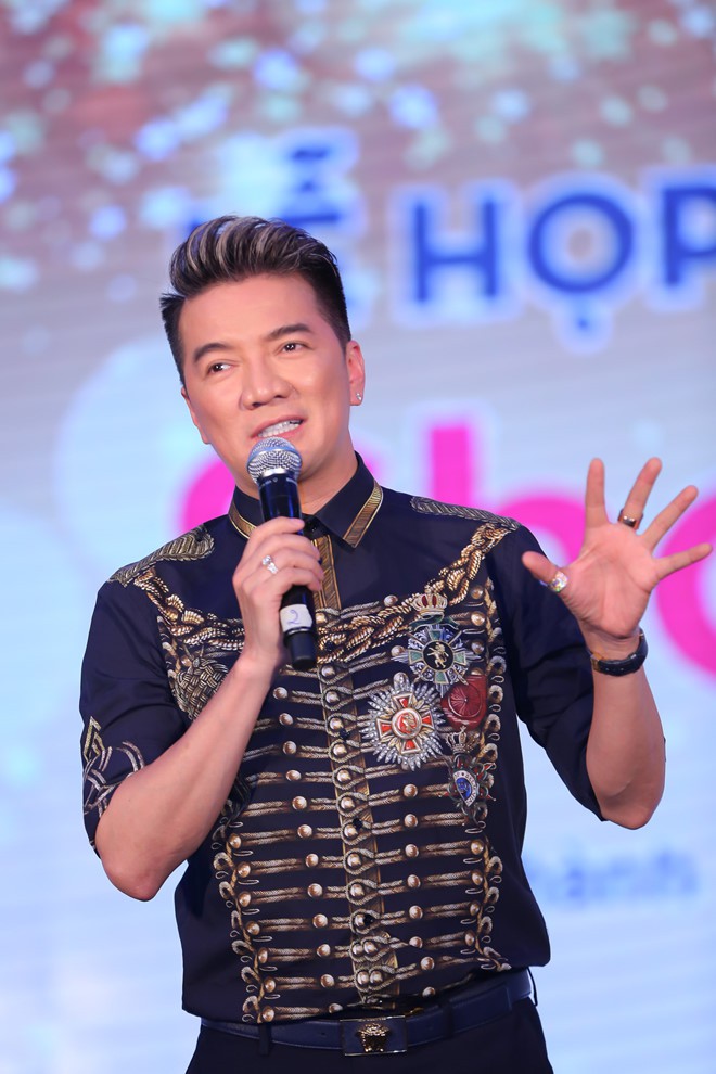 Đàm Vĩnh Hưng phát ngôn ngông cuồng vì sao vẫn làm giám khảo hoa hậu? - Ảnh 1. Đàm Vĩnh Hưng phát ngôn ngông cuồng vì sao vẫn làm giám khảo hoa hậu? - Ảnh 1.