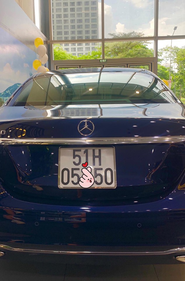 Sao Việt hôm nay (23/5): Midu sắm xế hộp tiền tỉ, ca sĩ Du Thiên nhận là anh em với kẻ từng hành hung mình - Ảnh 2. Sao Việt hôm nay (23/5): Midu sắm xế hộp tiền tỉ, ca sĩ Du Thiên nhận là anh em với kẻ từng hành hung mình - Ảnh 2.