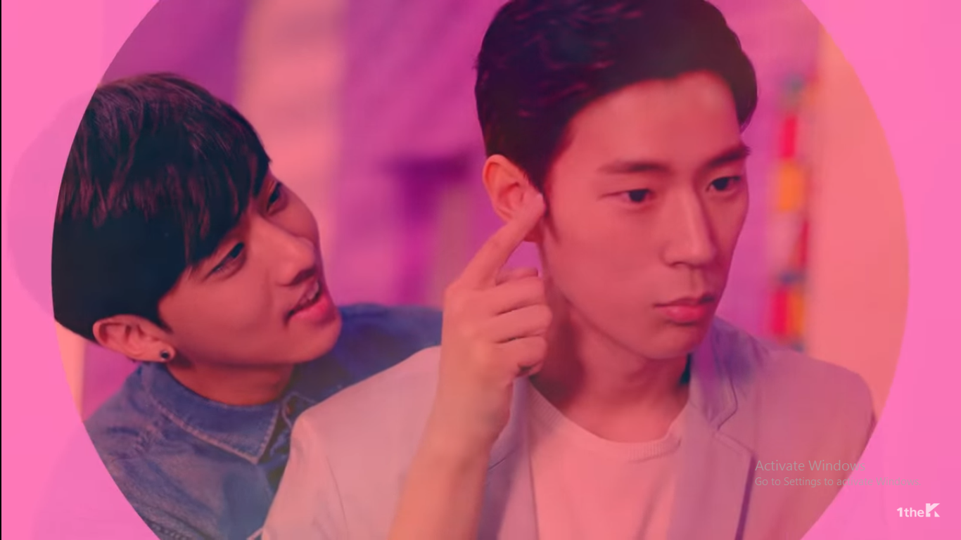 Điểm mặt những MV Kpop với chủ đề LGBT có thể bạn chưa biết (P.2) - Ảnh 13. Điểm mặt những MV Kpop với chủ đề LGBT có thể bạn chưa biết (P.2) - Ảnh 13.