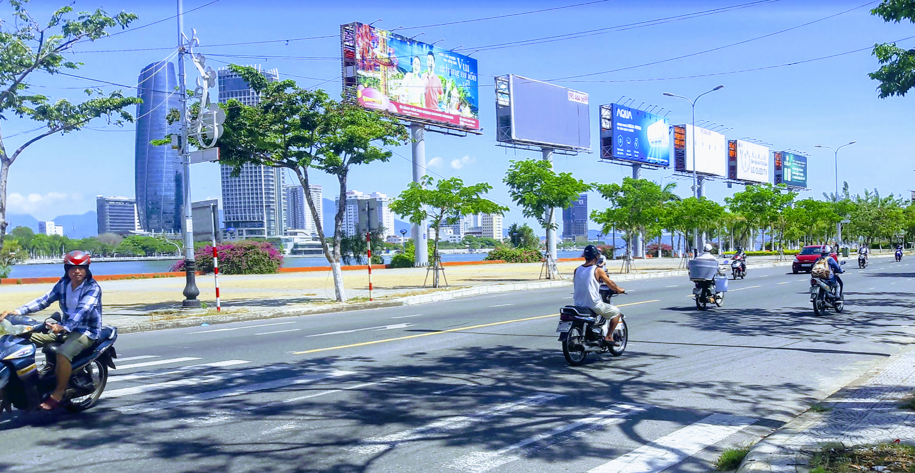 Vụ xôn xao dự án lấn sông Hàn Đà Nẵng: Doanh nghiệp muốn hoán đổi các khu đất vàng, vị trí đắc địa - Ảnh 1. Vụ xôn xao dự án lấn sông Hàn Đà Nẵng: Doanh nghiệp muốn hoán đổi các khu đất vàng, vị trí đắc địa - Ảnh 1.