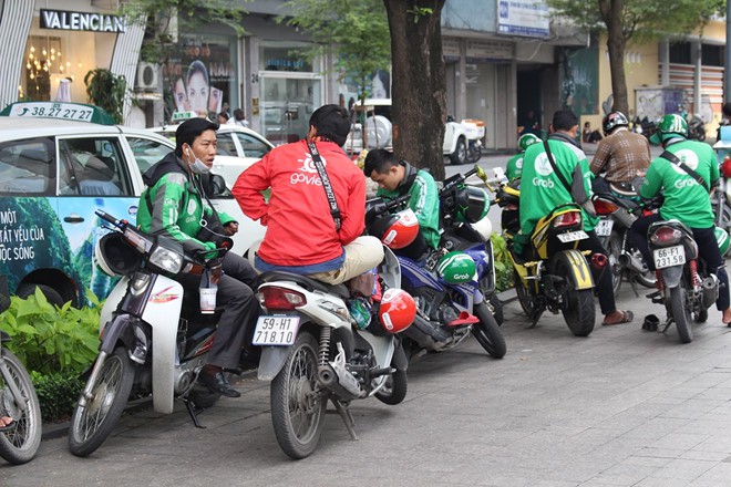 Sau tiết lộ đốt 100 triệu USD cho cuộc đua gọi xe công nghệ, Grab tuyên bố làm trùm mảng giao thức ăn tại Việt Nam - Ảnh 2. Sau tiết lộ đốt 100 triệu USD cho cuộc đua gọi xe công nghệ, Grab tuyên bố làm trùm mảng giao thức ăn tại Việt Nam - Ảnh 2.
