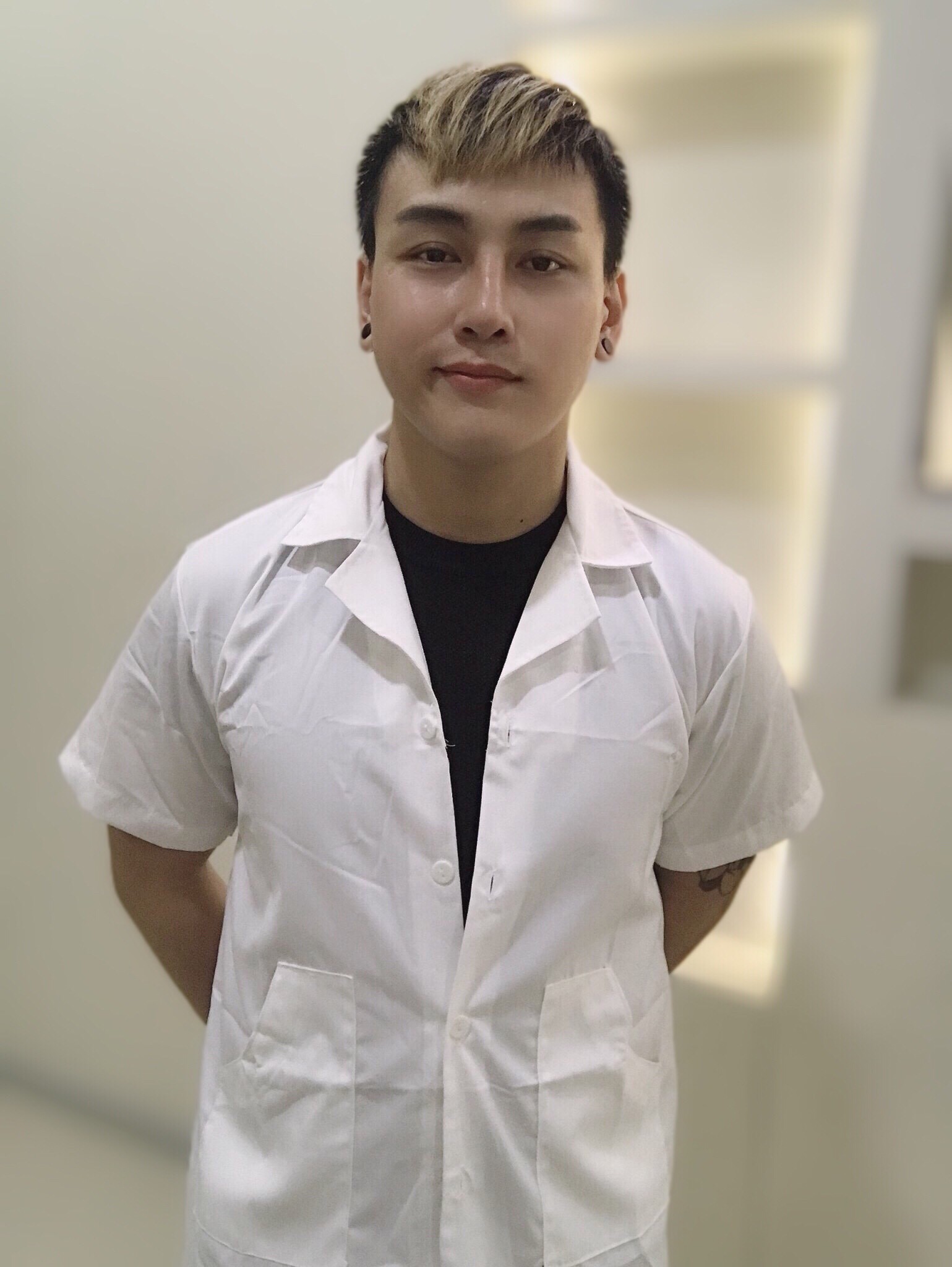 Chàng hot gay Bảo Phạm: Mình vẫn hay giả vờ nói với mẹ rằng sau này sẽ lấy vợ và có con - Ảnh 1. Chàng hot gay Bảo Phạm: Mình vẫn hay giả vờ nói với mẹ rằng sau này sẽ lấy vợ và có con - Ảnh 1.