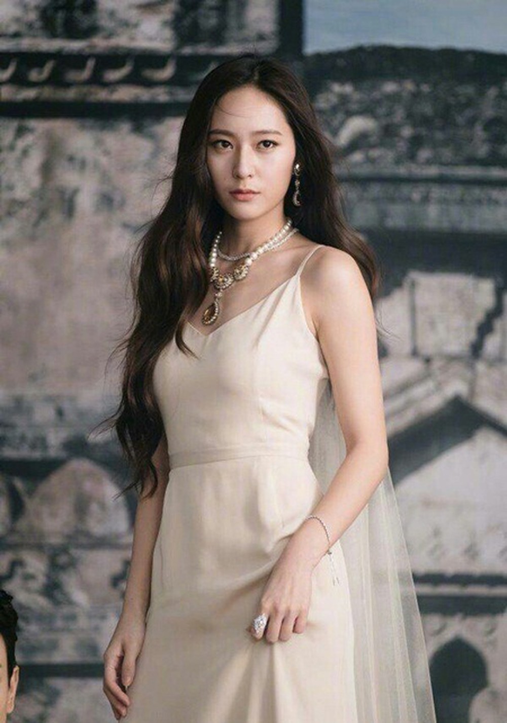 Đâu cần phải đến tận Disney, ở Kpop cũng có những nàng công chúa sở hữu thần sắc tuyệt trần đến khó tin - Ảnh 1. Đâu cần phải đến tận Disney, ở Kpop cũng có những nàng công chúa sở hữu thần sắc tuyệt trần đến khó tin - Ảnh 1.