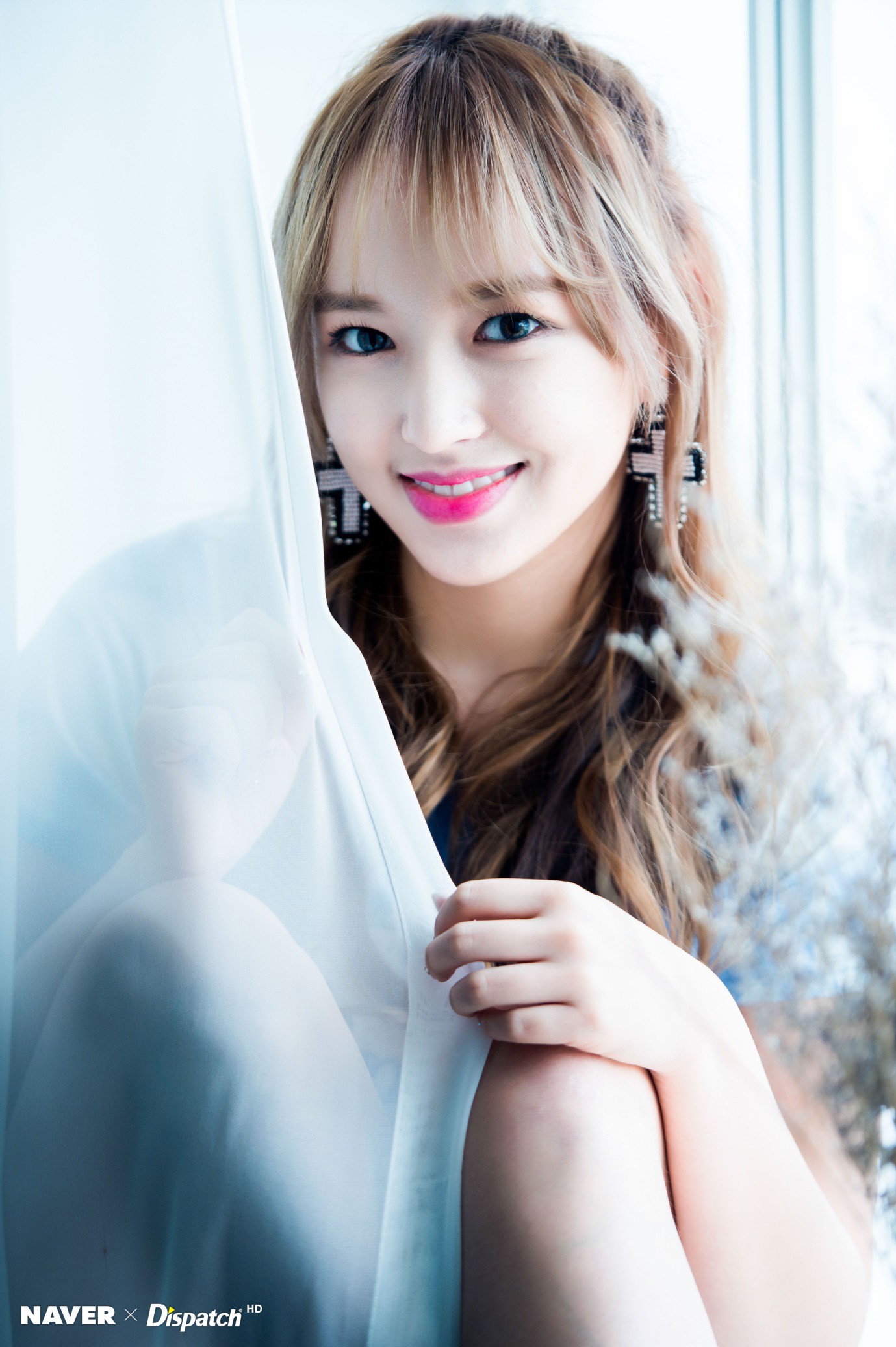 Đâu cần phải đến tận Disney, ở Kpop cũng có những nàng công chúa sở hữu thần sắc tuyệt trần đến khó tin - Ảnh 10. Đâu cần phải đến tận Disney, ở Kpop cũng có những nàng công chúa sở hữu thần sắc tuyệt trần đến khó tin - Ảnh 10.