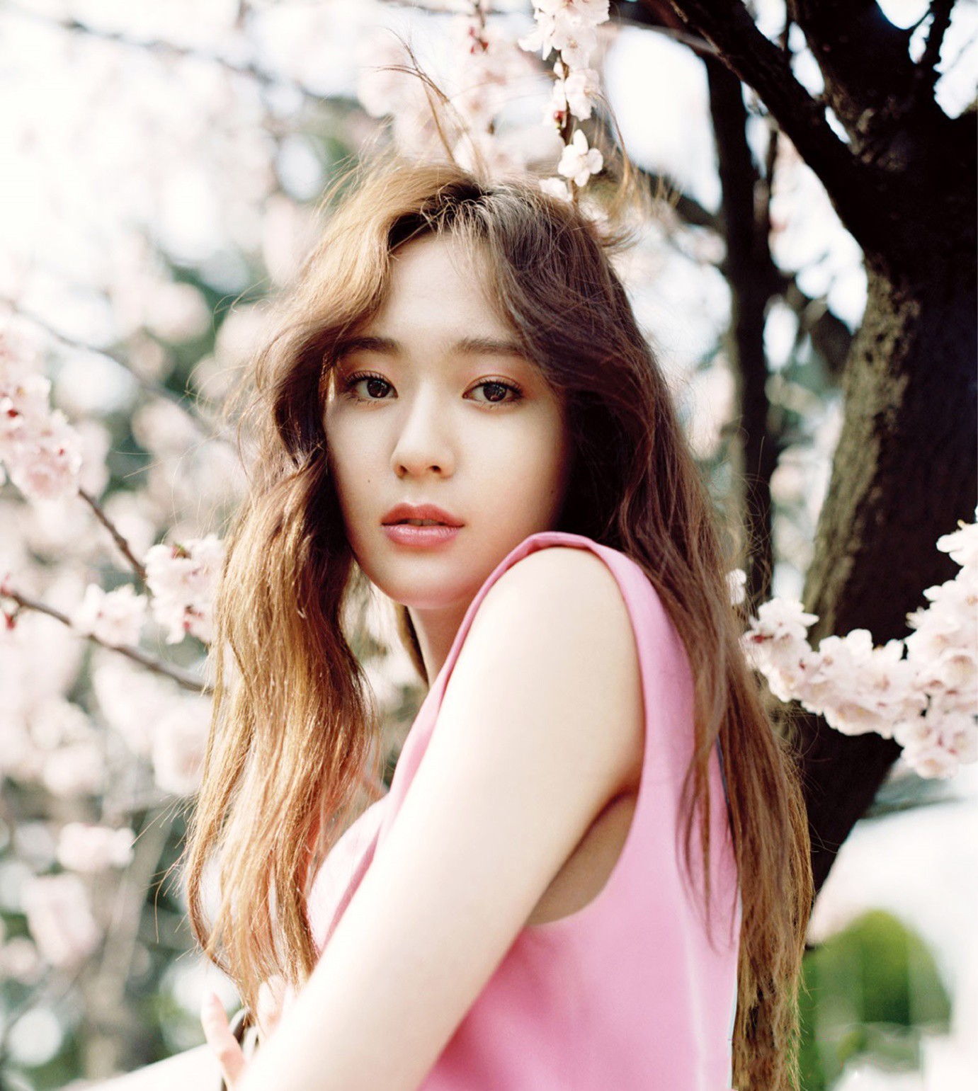 Đâu cần phải đến tận Disney, ở Kpop cũng có những nàng công chúa sở hữu thần sắc tuyệt trần đến khó tin - Ảnh 2. Đâu cần phải đến tận Disney, ở Kpop cũng có những nàng công chúa sở hữu thần sắc tuyệt trần đến khó tin - Ảnh 2.