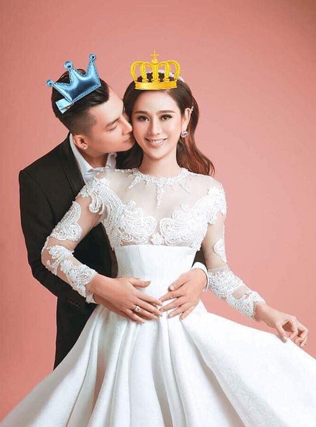 Sao Việt hôm nay (24/5): Dương Khắc Linh khóa môi vợ tương lai trước tiệm áo cưới, Lâm Khánh Chi ngọt ngào mừng sinh nhật chồng trẻ - Ảnh 2. Sao Việt hôm nay (24/5): Dương Khắc Linh khóa môi vợ tương lai trước tiệm áo cưới, Lâm Khánh Chi ngọt ngào mừng sinh nhật chồng trẻ - Ảnh 2.