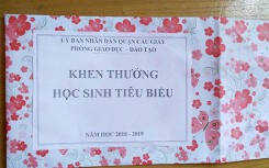 Phòng GD-ĐT Cầu Giấy làm mất ý nghĩa của việc khen thưởng?
