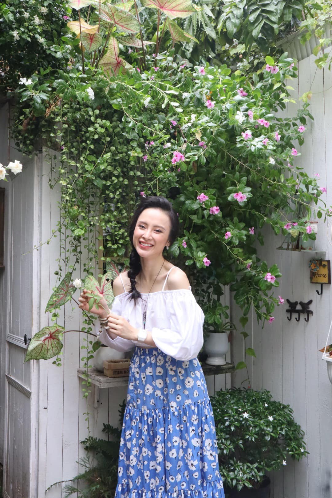 Sao nhí Việt ngày ấy - bây giờ: Người vật lộn trong showbiz, kẻ lấy chồng từ năm 19 tuổi - Ảnh 23. Sao nhí Việt ngày ấy - bây giờ: Người vật lộn trong showbiz, kẻ lấy chồng từ năm 19 tuổi - Ảnh 23.
