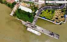 Cận cảnh cầu tàu Ba Son hơn 130 năm tuổi sập xuống sông Sài Gòn