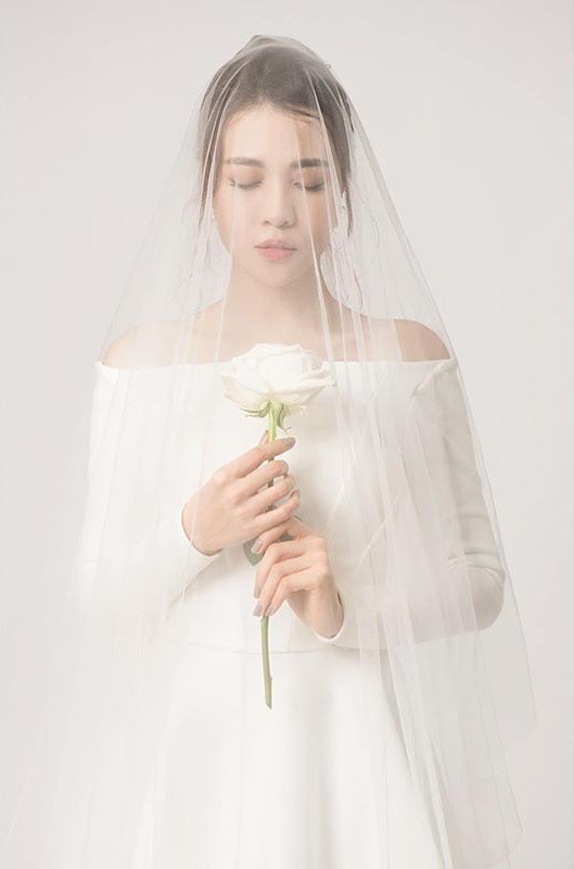 Hé lộ ảnh cưới của Cường Đô La và Đàm Thu Trang - Ảnh 1. Hé lộ ảnh cưới của Cường Đô La và Đàm Thu Trang - Ảnh 1.