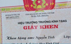 Thẩm định bài kiểm tra vụ 42/43 em một lớp đạt học sinh giỏi