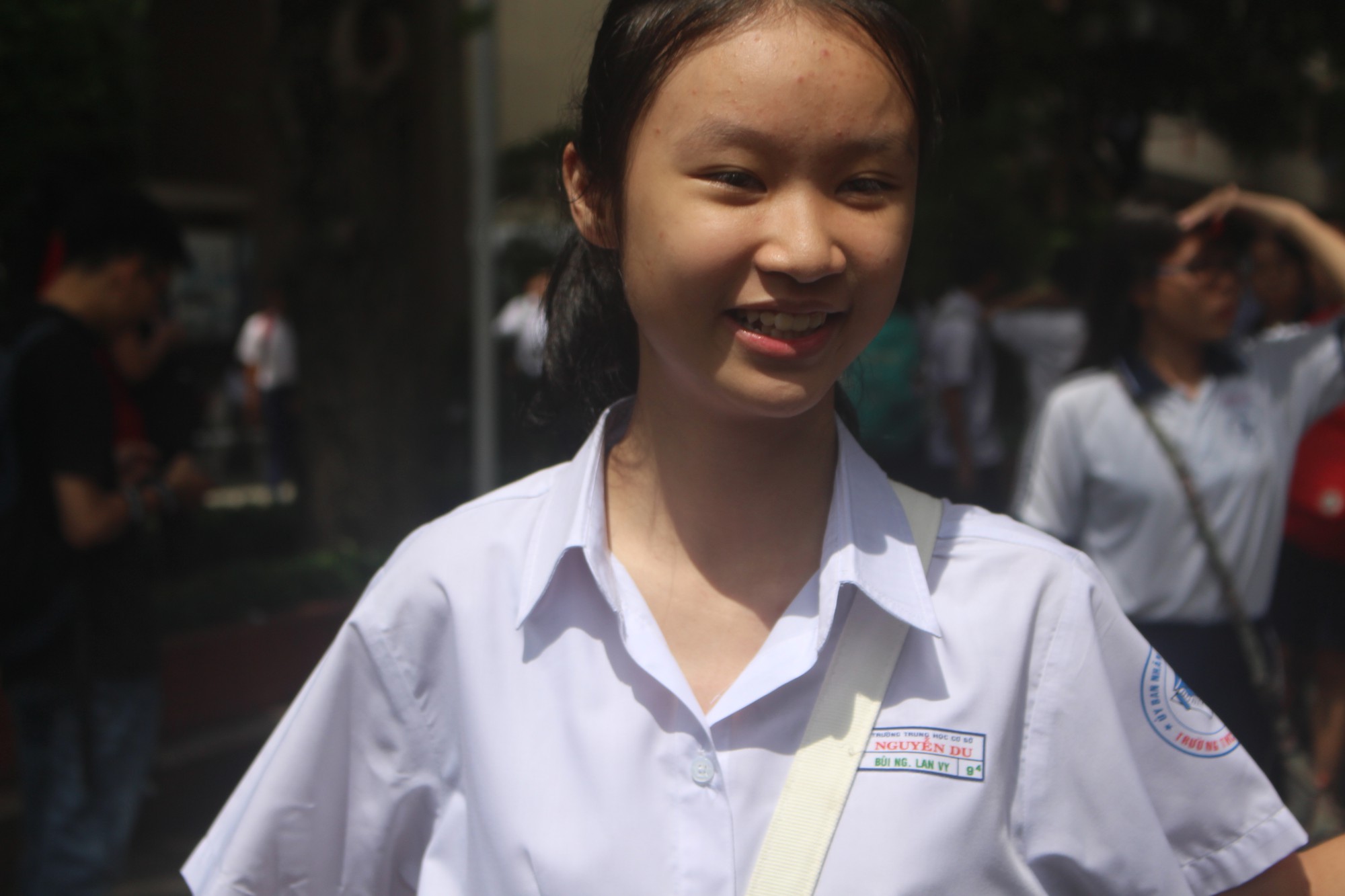 Đề Toán thi vào lớp 10 Trường Phổ thông Năng khiếu: Bài tìm nghiệm phương trình và hình học gây khó cho nhiều thí sinh - Ảnh 3. Đề Toán thi vào lớp 10 Trường Phổ thông Năng khiếu: Bài tìm nghiệm phương trình và hình học gây khó cho nhiều thí sinh - Ảnh 3.