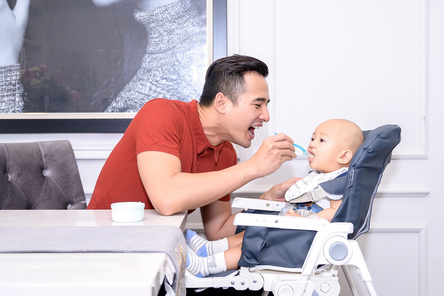 Một ngày vắng vợ của ông bố quốc dân Lương Thế Thành: Vừa chăm con giỏi, vừa đảm đang việc nhà - Ảnh 12. Một ngày vắng vợ của ông bố quốc dân Lương Thế Thành: Vừa chăm con giỏi, vừa đảm đang việc nhà - Ảnh 12.