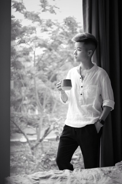 Muốn được gia đình thừa nhận, Kin nỗ lực tạo thương hiệu thời trang dành riêng cho người đồng tính - Ảnh 3. Muốn được gia đình thừa nhận, Kin nỗ lực tạo thương hiệu thời trang dành riêng cho người đồng tính - Ảnh 3.