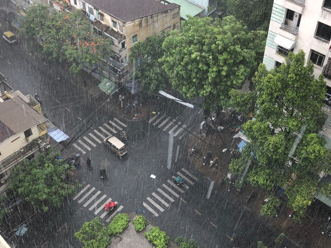 Dự báo thời tiết hôm nay 26/5/2019: Ngày nắng, chiều tối mưa diện rộng - Ảnh 2. Dự báo thời tiết hôm nay 26/5/2019: Ngày nắng, chiều tối mưa diện rộng - Ảnh 2.