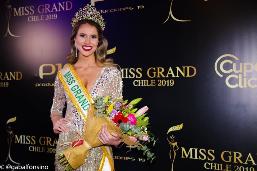 Hoa hậu Hòa bình Chile 2019 được chuyên gia đánh giá đẹp nhất trong 7 năm - Ảnh 3. Hoa hậu Hòa bình Chile 2019 được chuyên gia đánh giá đẹp nhất trong 7 năm - Ảnh 3.