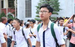 Đề thi vào lớp 10 môn Toán vòng 1 THPT chuyên Khoa học Tự nhiên năm 2019