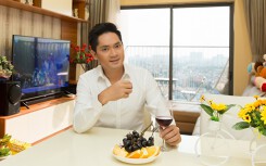 Diễn viên Minh Luân tự hào khoe căn hộ rộng 100 m2 sau 10 năm lập nghiệp ở TP HCM