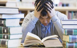 Vòng quanh thế giới xem sĩ tử khắp nơi kiêng kị gì trước khi thi?