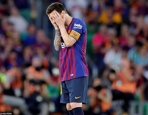 Barca thua Valencia - mặt trái của thiên tài Messi - Ảnh 1. Barca thua Valencia - mặt trái của thiên tài Messi - Ảnh 1.