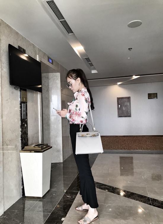 Tuổi 30, Phương Oanh Quỳnh búp bê sở hữu căn hộ cao cấp, xế hộp tiền tỉ - Ảnh 11.