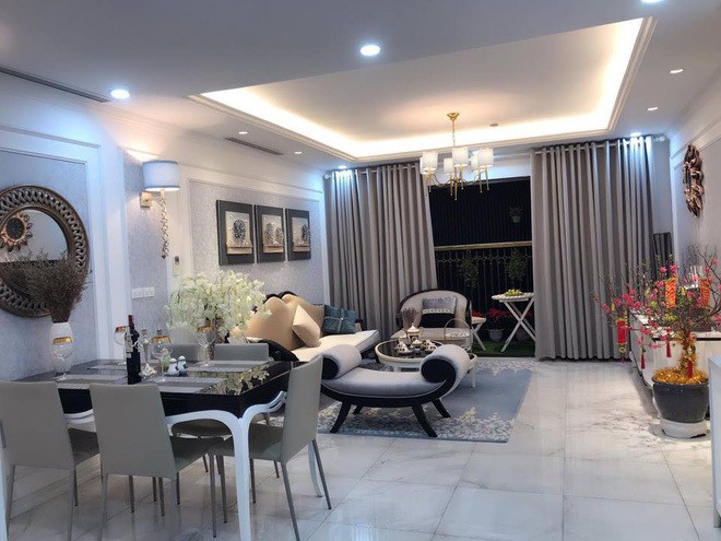 Tuổi 30, Phương Oanh Quỳnh búp bê sở hữu căn hộ cao cấp, xế hộp tiền tỉ - Ảnh 2. Tuổi 30, Phương Oanh Quỳnh búp bê sở hữu căn hộ cao cấp, xế hộp tiền tỉ - Ảnh 2.