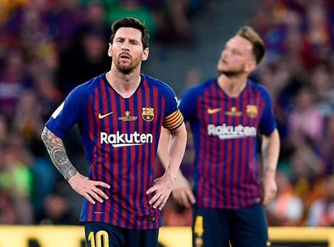 Barca thua Valencia - mặt trái của thiên tài Messi - Ảnh 4. Barca thua Valencia - mặt trái của thiên tài Messi - Ảnh 4.
