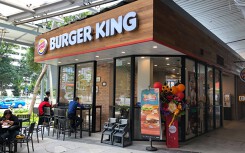 Burger King hứng cơn thịnh nộ ‘một sao’ của khách hàng vì biển thông báo có tính phân biệt với shipper