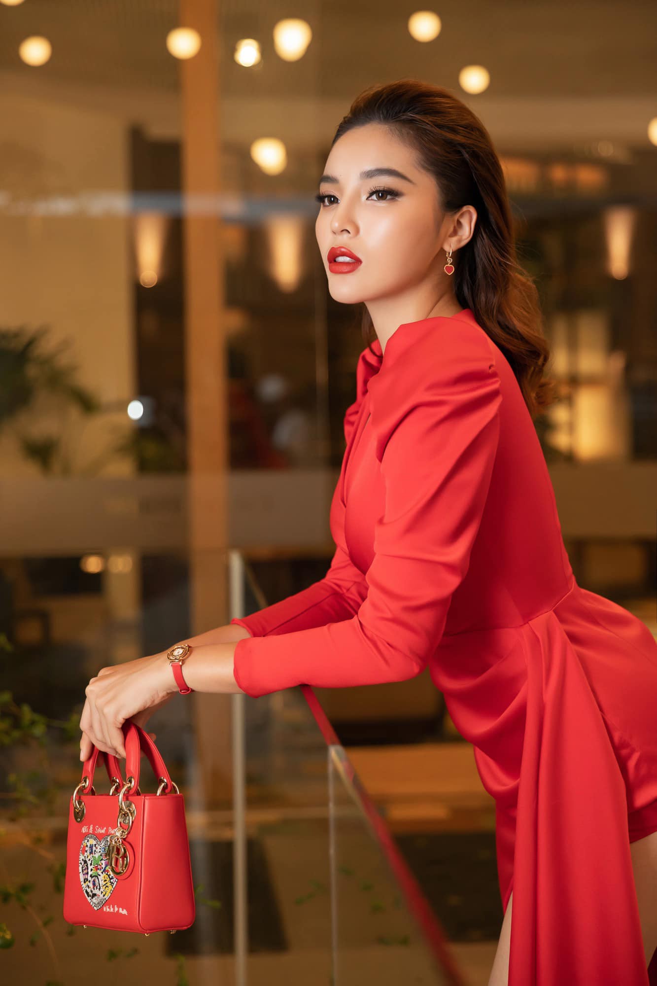 Hoa hậu Việt nào thay đổi nhiều nhất sau khi đăng quang? - Ảnh 3. Hoa hậu Việt nào thay đổi nhiều nhất sau khi đăng quang? - Ảnh 3.