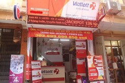 Nhiều đại lí Vietlott không đạt tiêu chuẩn; vô số cửa hàng đóng cửa sau giải cao. Vì sao?
